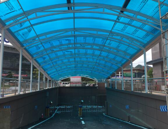 上海小區(qū)車庫出口藍色PC板